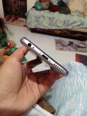 Apple iPhone 6s 16 GB Silver