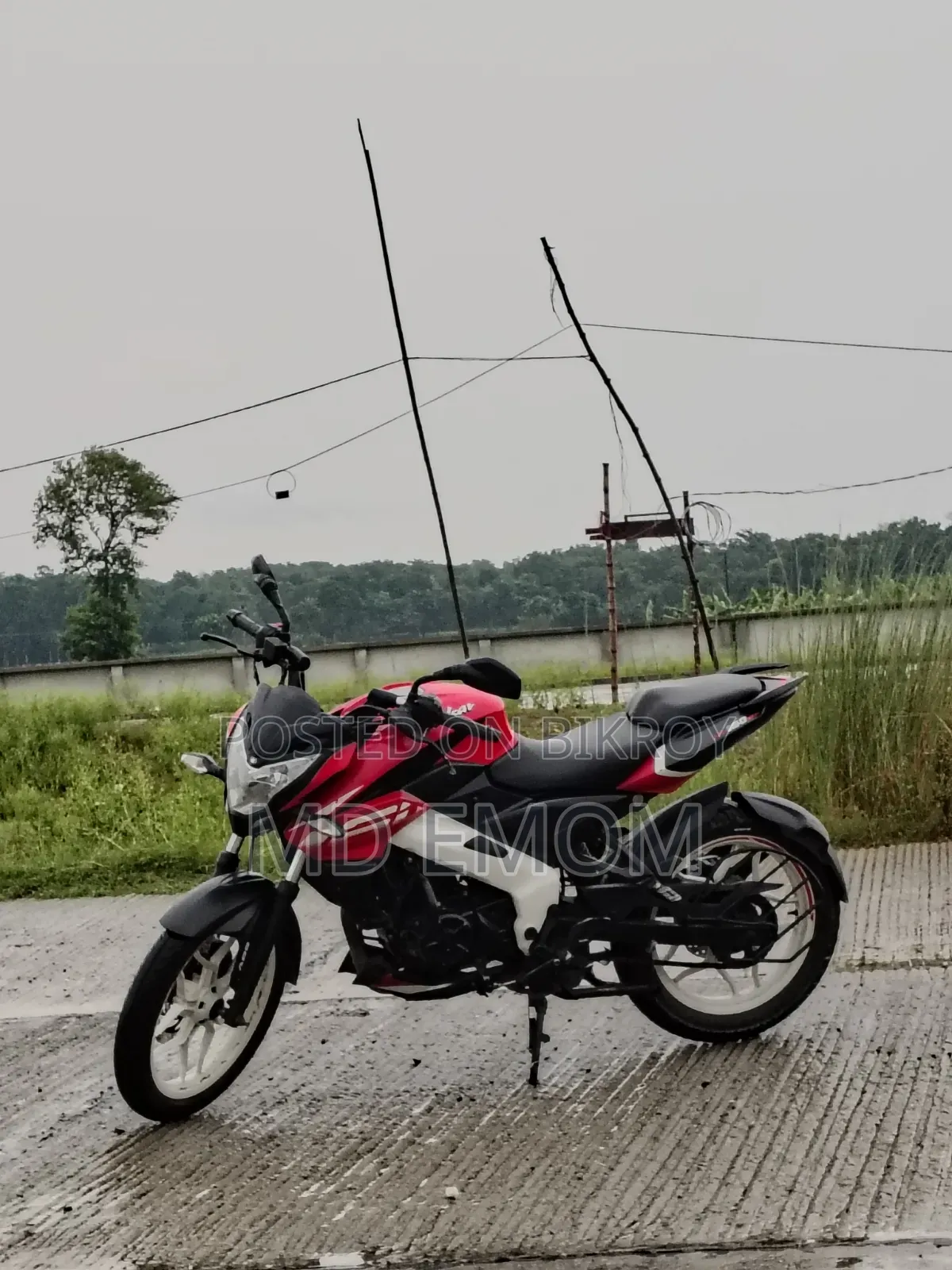 Bajaj Pulsar NS 160 2022 Red