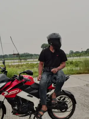 Bajaj Pulsar NS 160 2022 Red