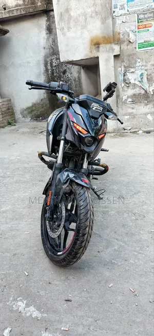 Bajaj Pulsar N160 2024 Black