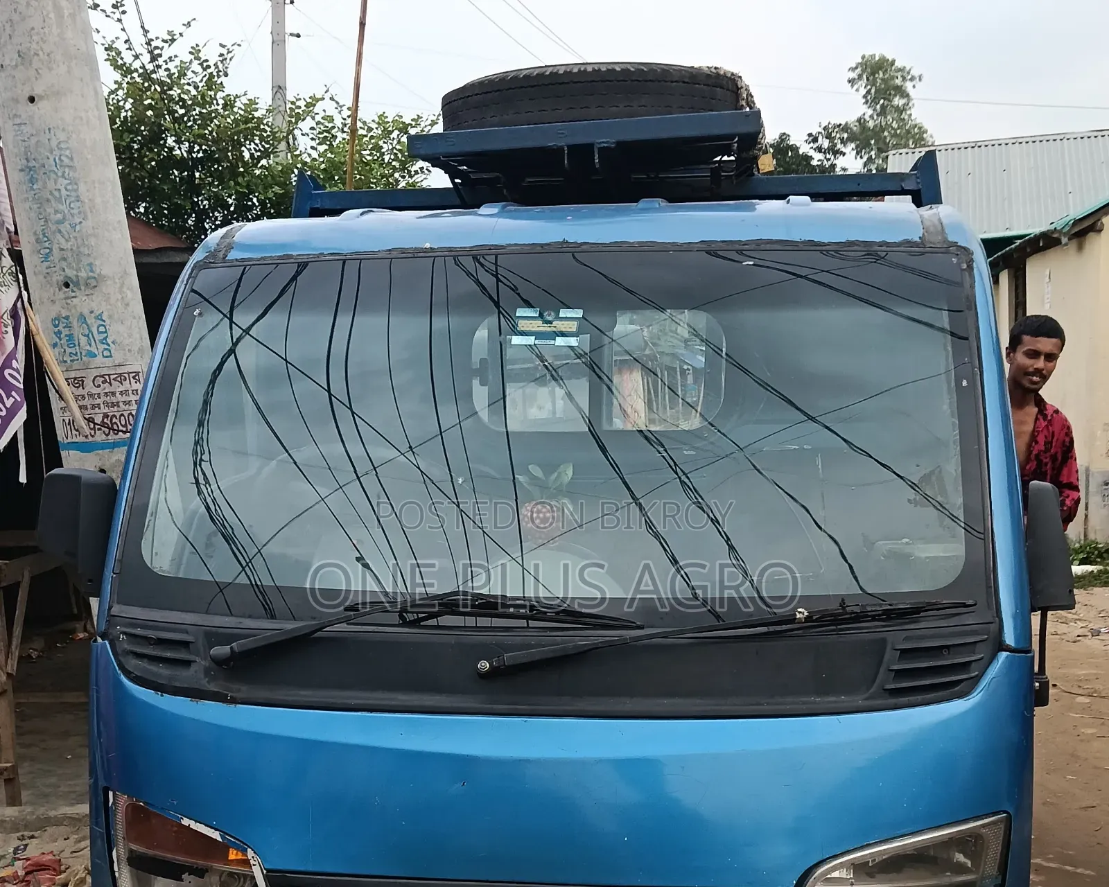 Urgent Pickup Tata 2017 Blue Sale