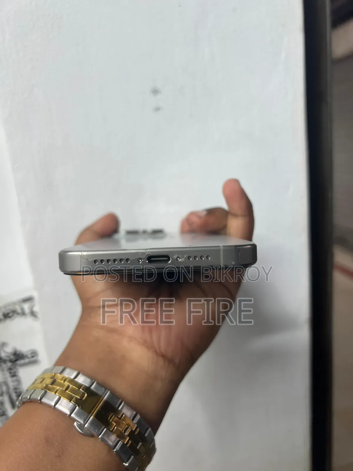 Apple iPhone 15 Pro Max 256 GB Gold