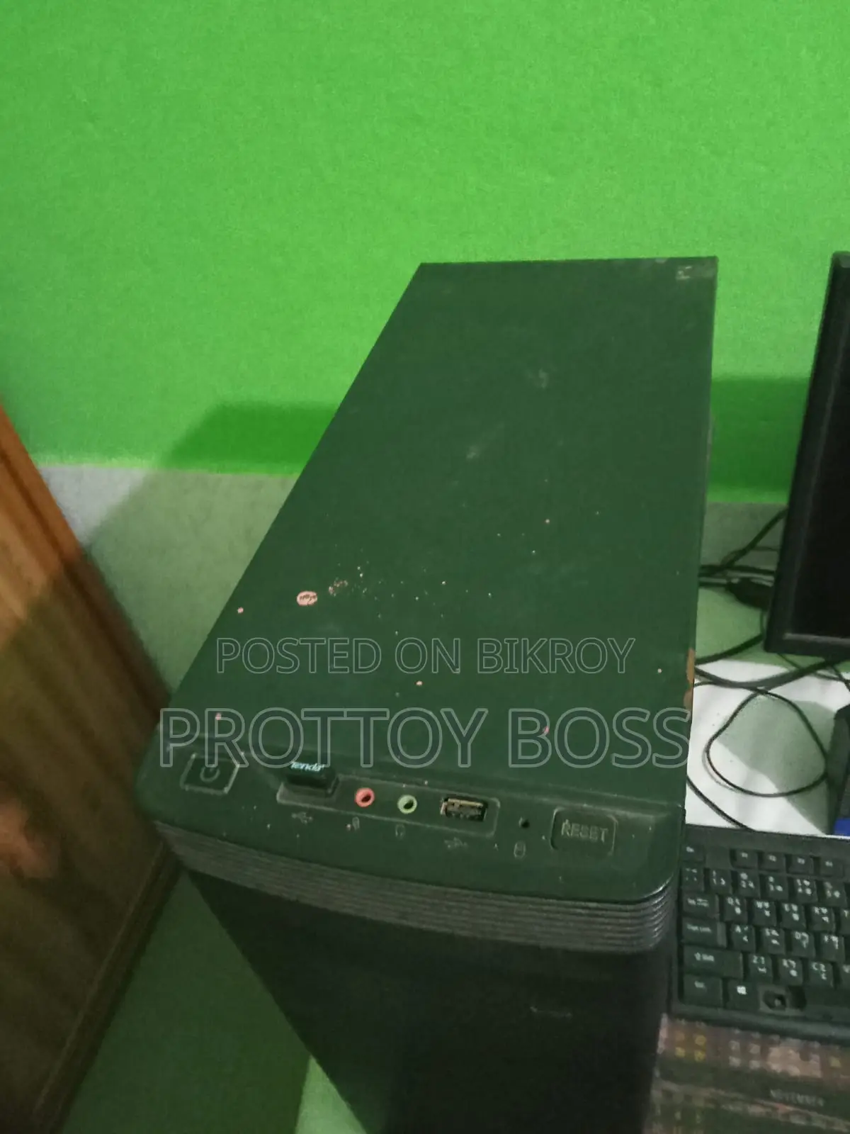 Desktop Computer Gigabyte 8GB HDD+SSD 256GB
