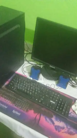 Desktop Computer Gigabyte 8GB HDD+SSD 256GB