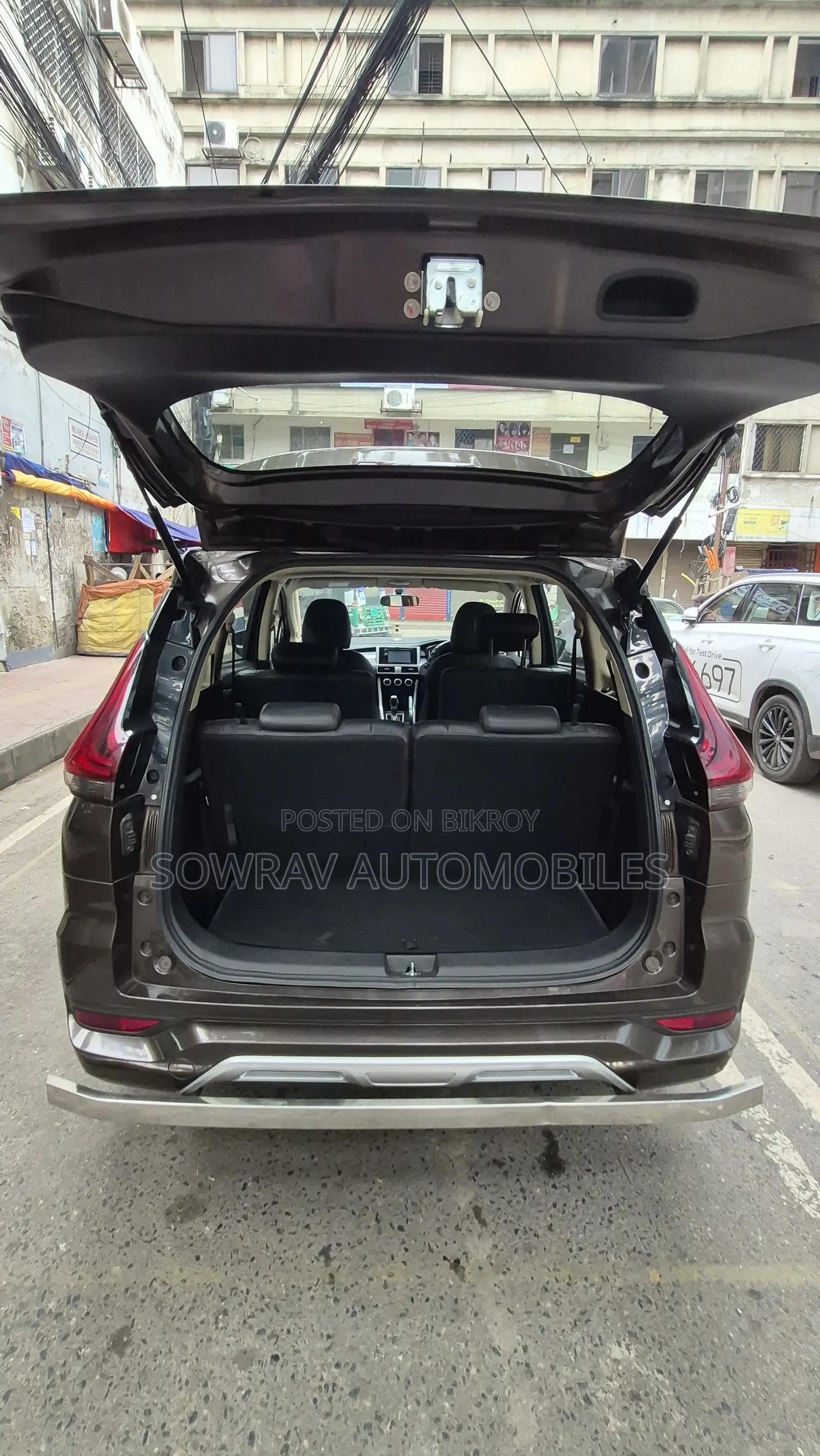 Mitsubishi Xpander 2020 Green