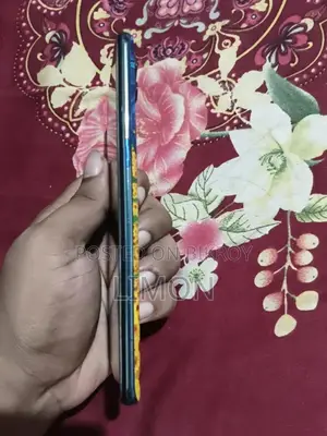 Oppo F17 Pro 128 GB Blue