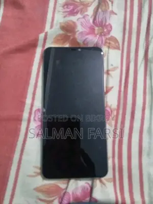 Vivo Y90 32 GB Silver