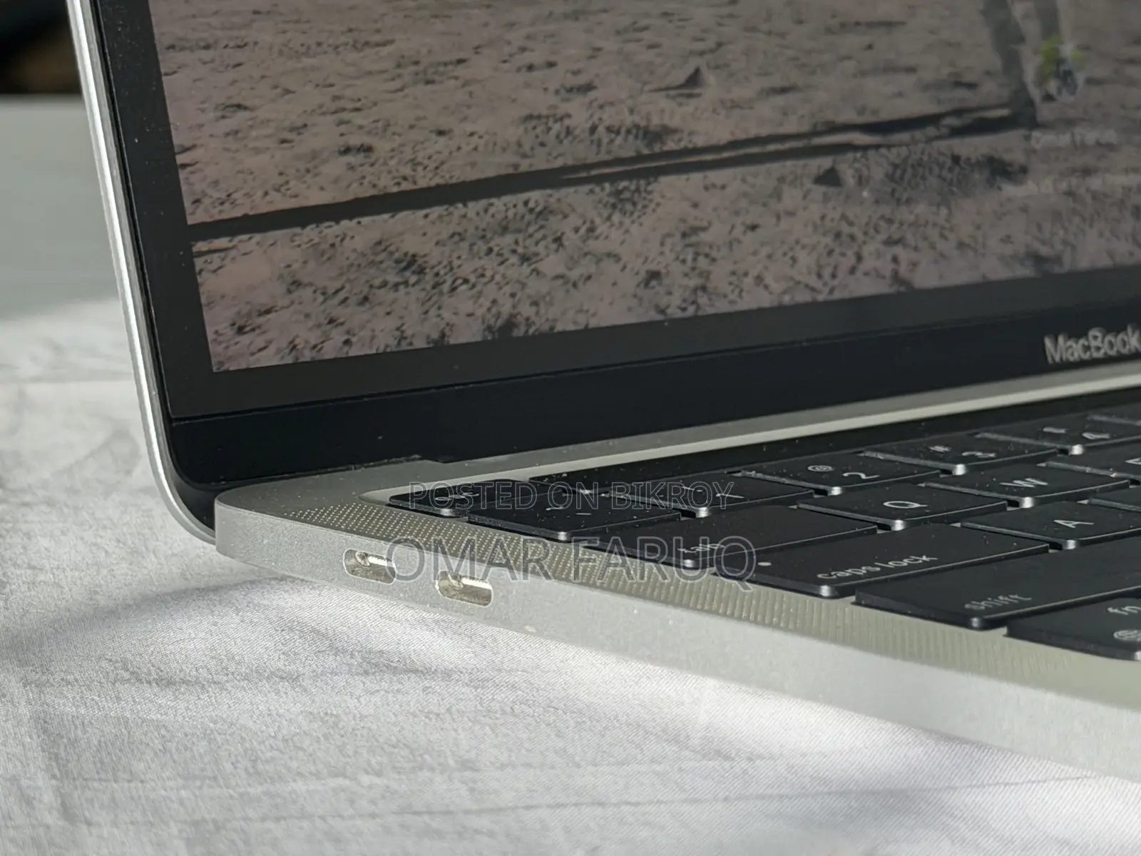 Laptop Apple MacBook Pro 2023 M2 8GB Apple M2 SSD 256GB