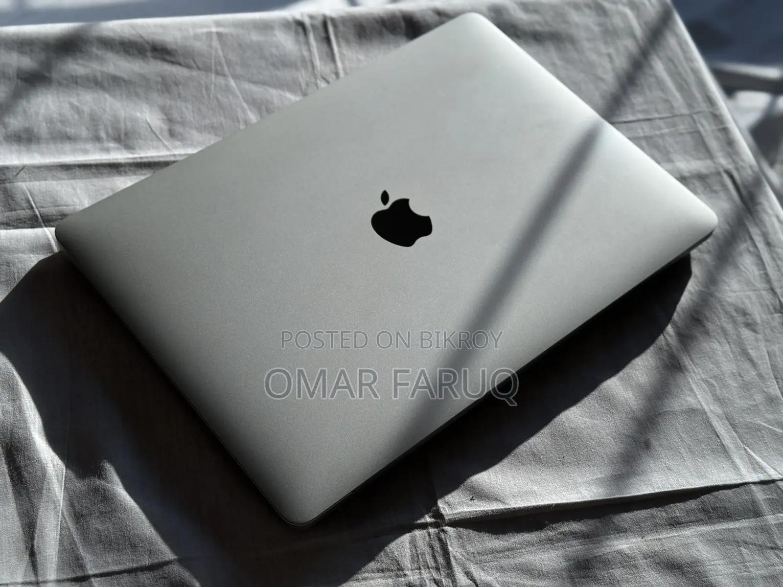Laptop Apple MacBook Pro 2023 M2 8GB Apple M2 SSD 256GB