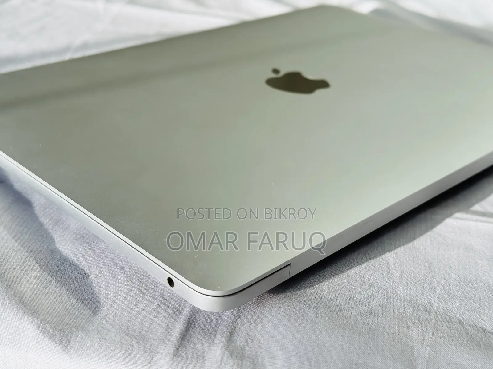 Laptop Apple MacBook Pro 2023 M2 8GB Apple M2 SSD 256GB