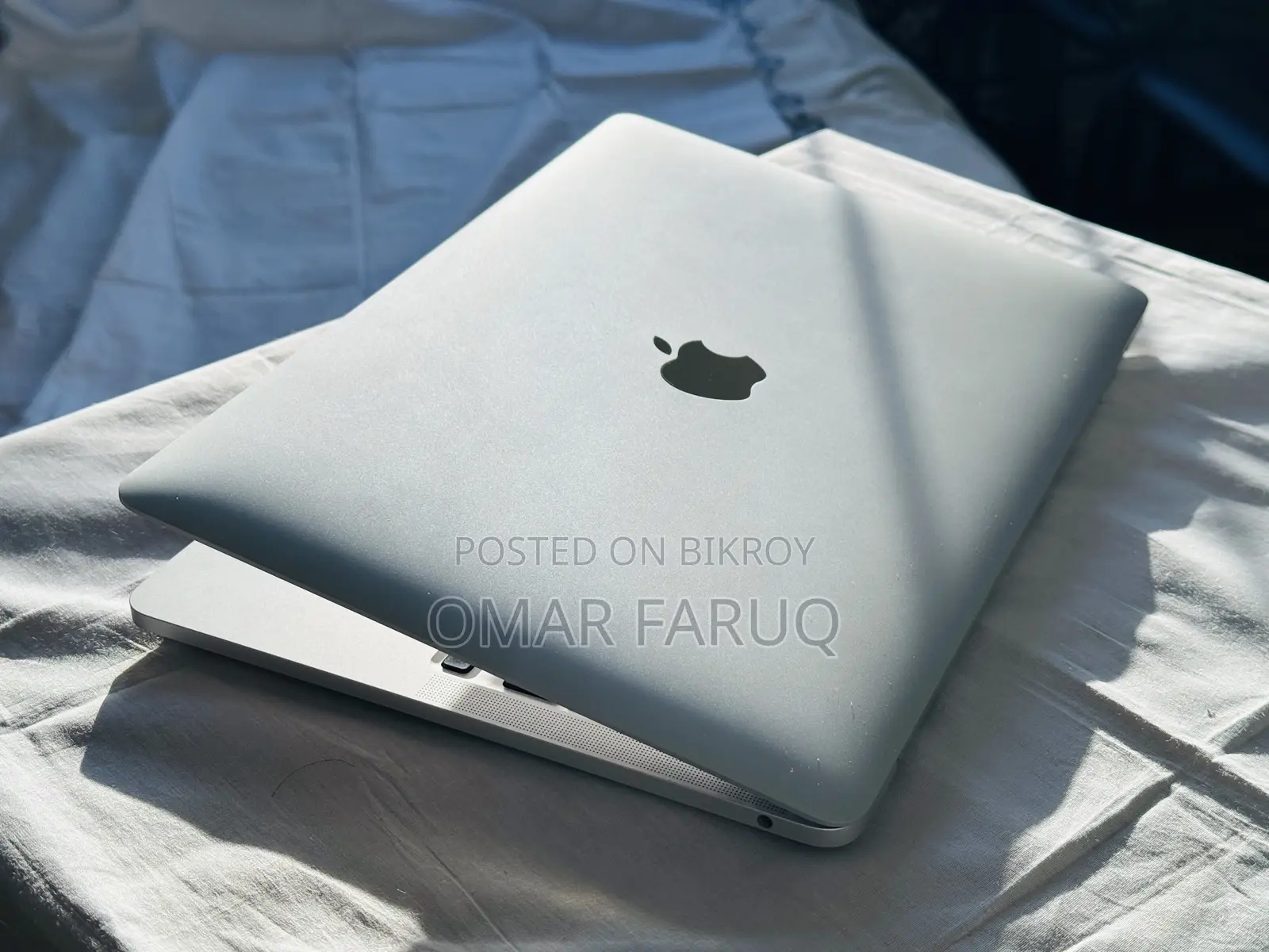 Laptop Apple MacBook Pro 2023 M2 8GB Apple M2 SSD 256GB