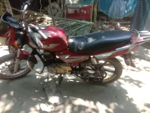 Bajaj CT 100 2007 Red