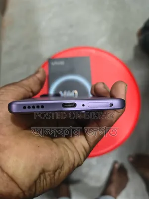 Vivo V40 256 GB Purple