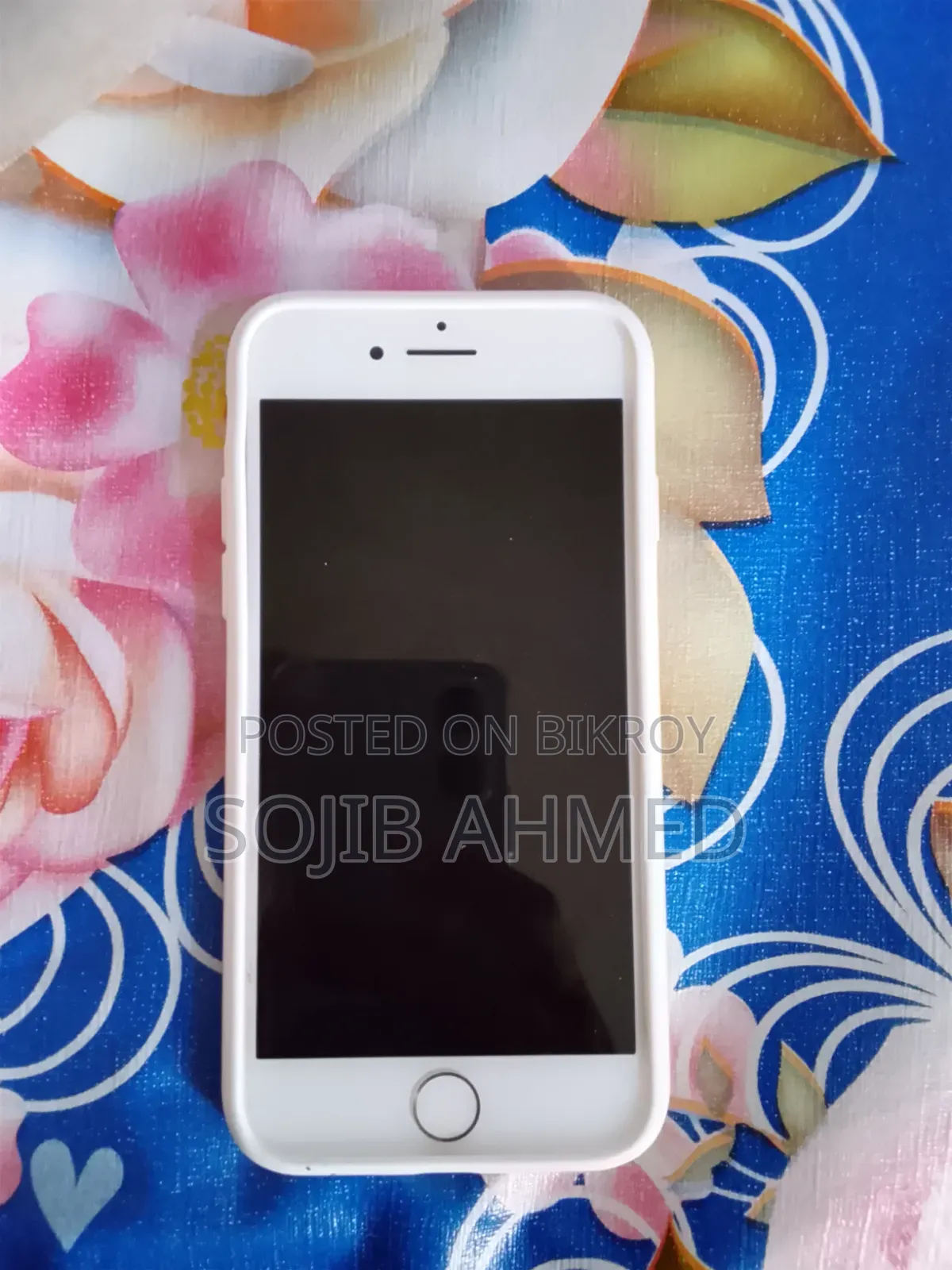 অ্যাপল আইফোন ৭ ৩২ জিবি সাদা