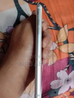 অ্যাপল আইফোন ৭ ৩২ জিবি সাদা