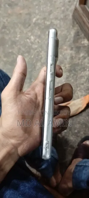 গুগল পিক্সেল ৭ ১২৮ জিবি সাদা