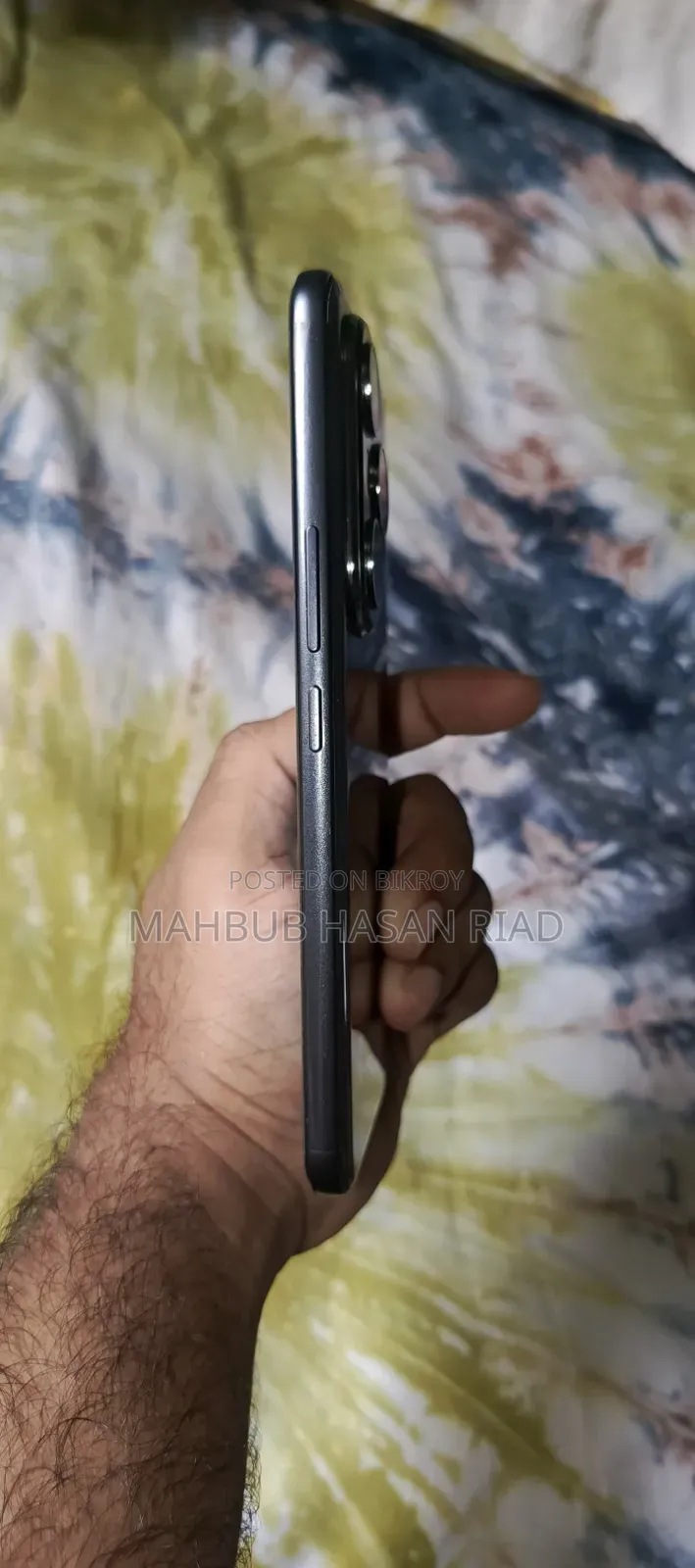 অনার ৪০০ প্রো ৫১২ জিবি ব্ল্যাক