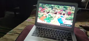 Laptop Apple MacBook Air 4GB Intel Core I5 HDD+SSD 256GB