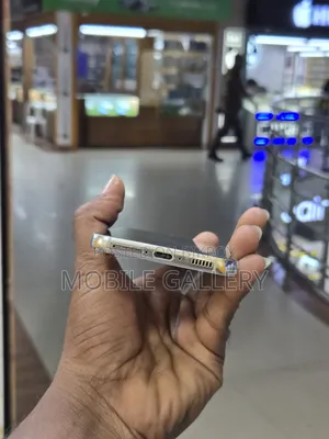 Samsung Galaxy S23 256 GB Gold