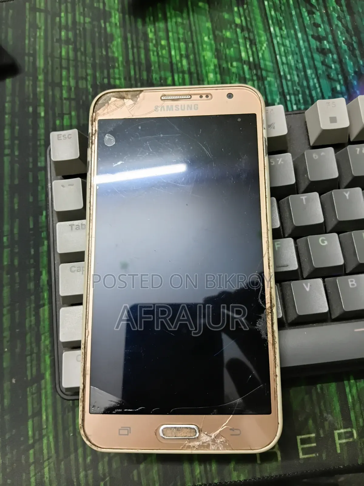 Samsung Galaxy J7 16 GB Gold