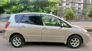 Toyota Corolla Spacio 1.5 X G-edition 2001 Gold