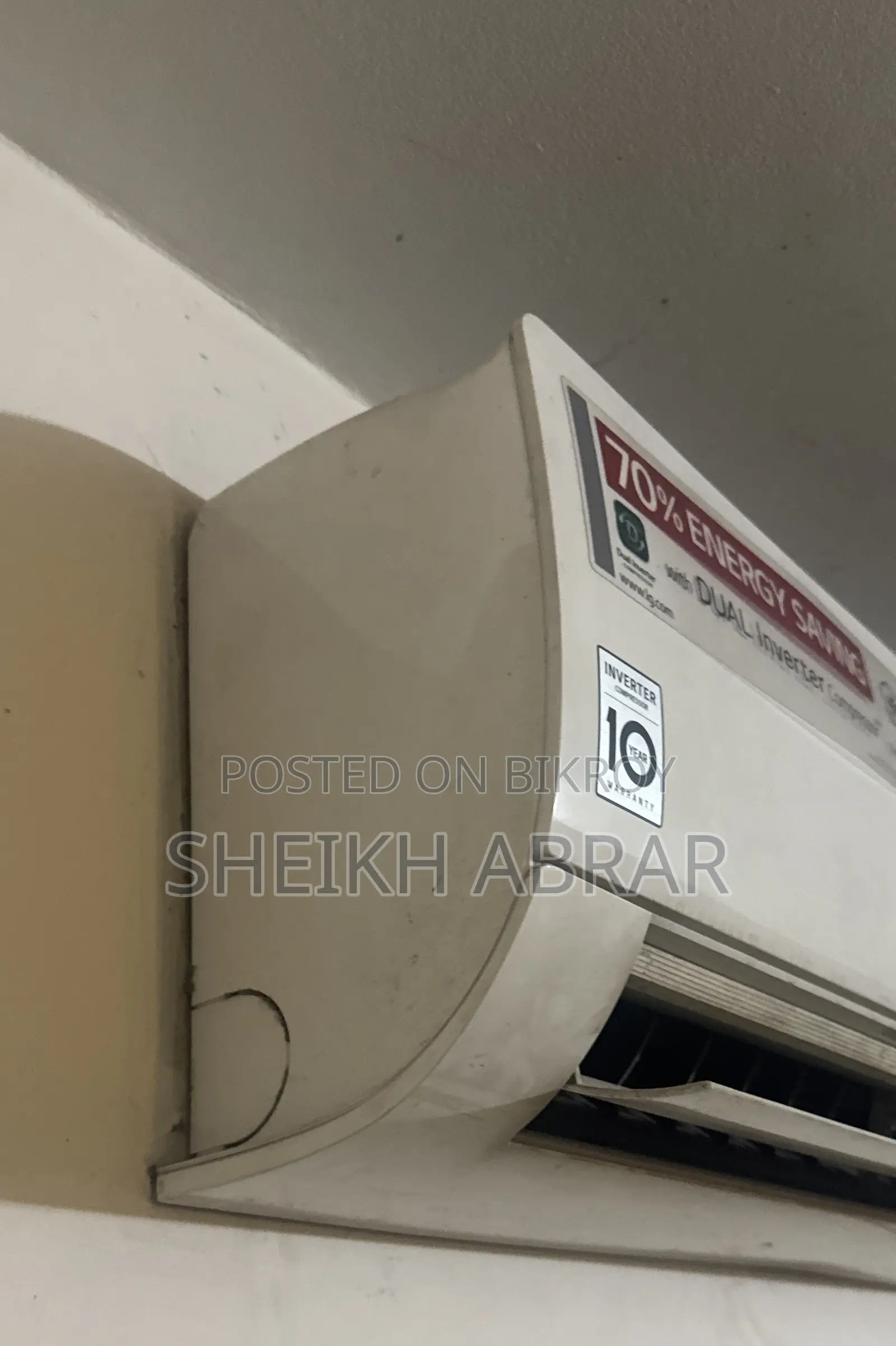 For Sale: LG Dual Inverter Air Conditioner 1 Ton
