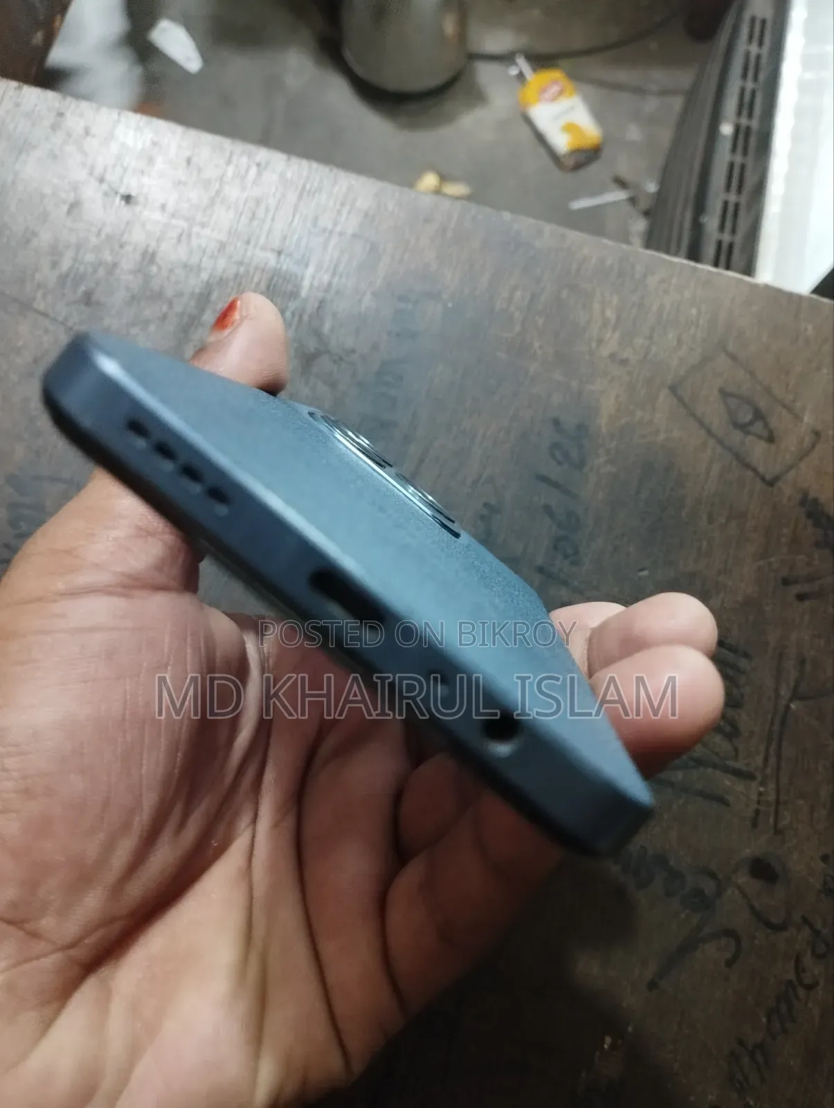 Realme 128 GB Blue