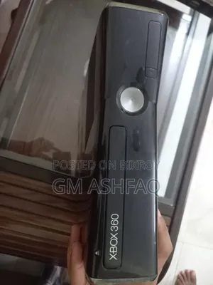 Xbox 360 Slim