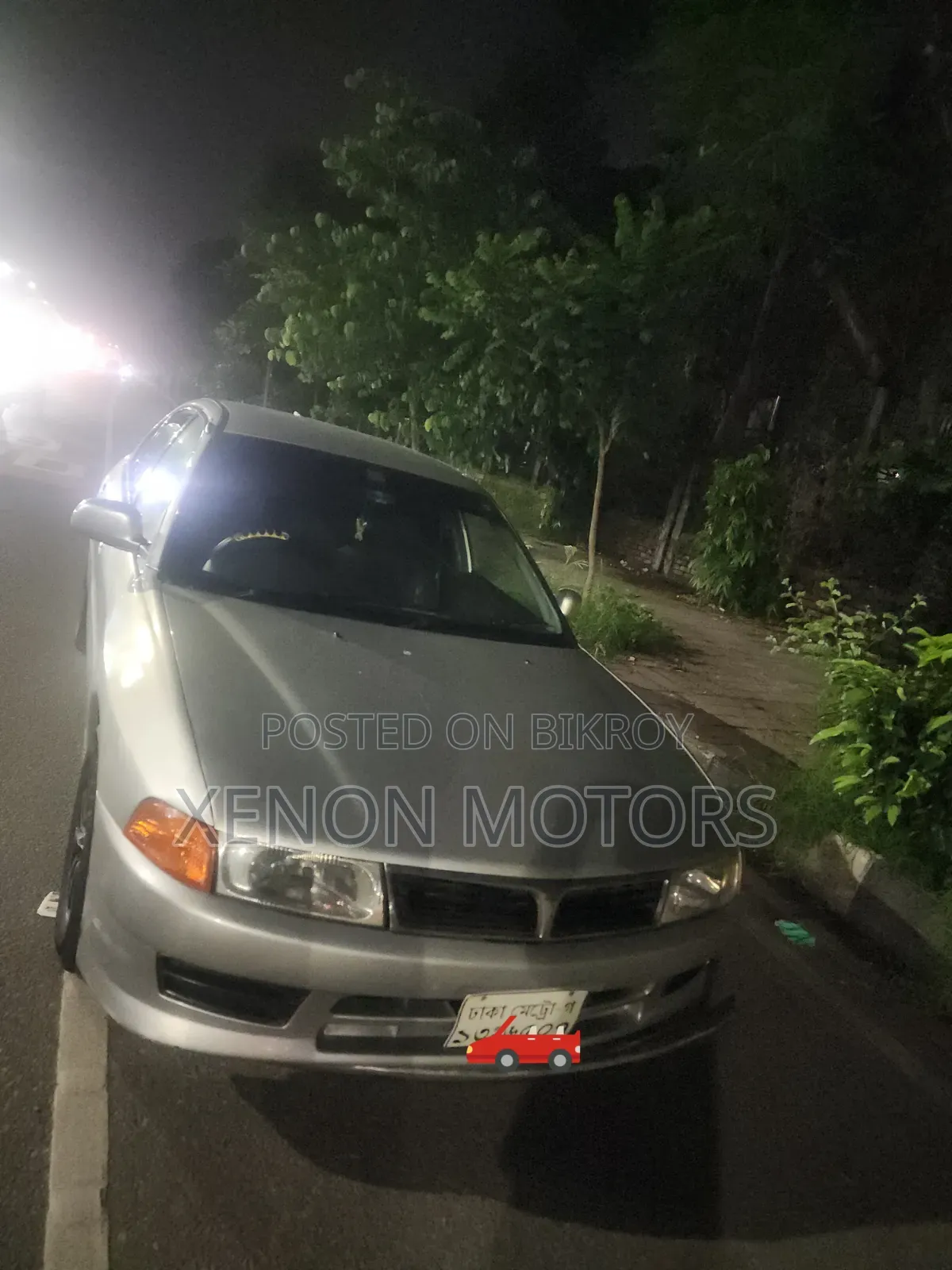 মিতসুবিশি ল্যান্সার ২০০০ সিলভার