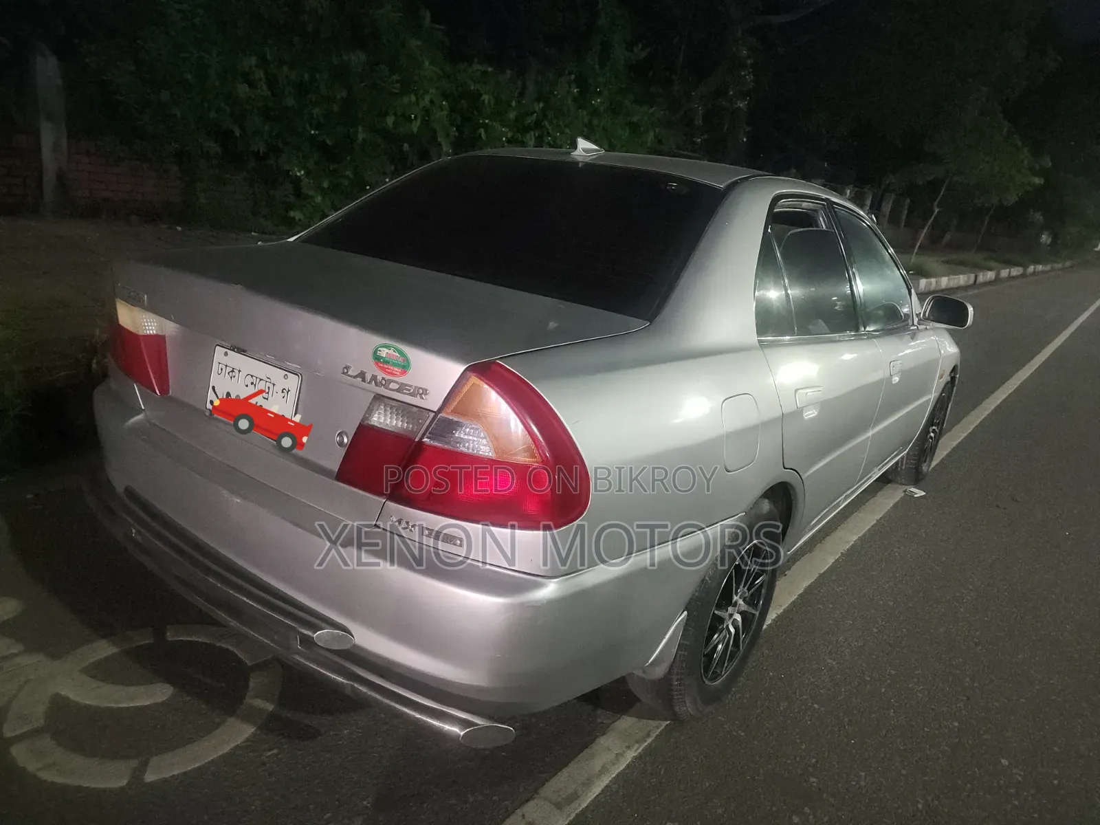 মিতসুবিশি ল্যান্সার ২০০০ সিলভার