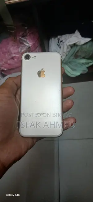 Apple iPhone 7 32 GB Silver