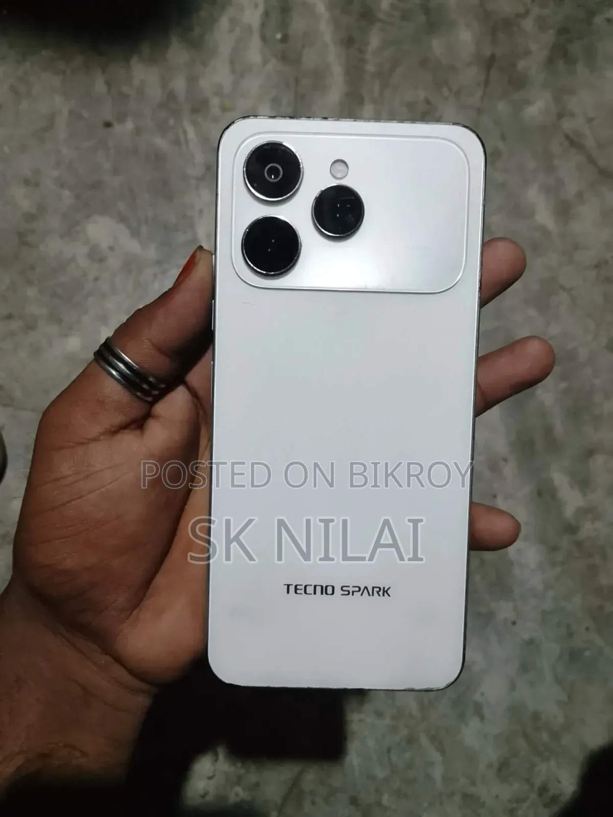 টেকনো স্পার্ক 40 256 GB White