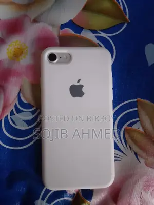 অ্যাপল আইফোন ৭ ৩২ জিবি সাদা