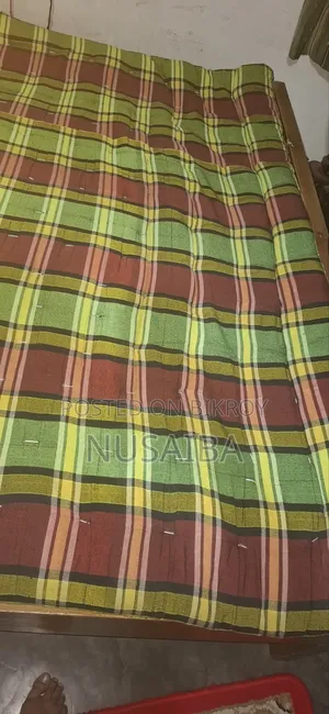 5/7 feet bed mattress and floor mat