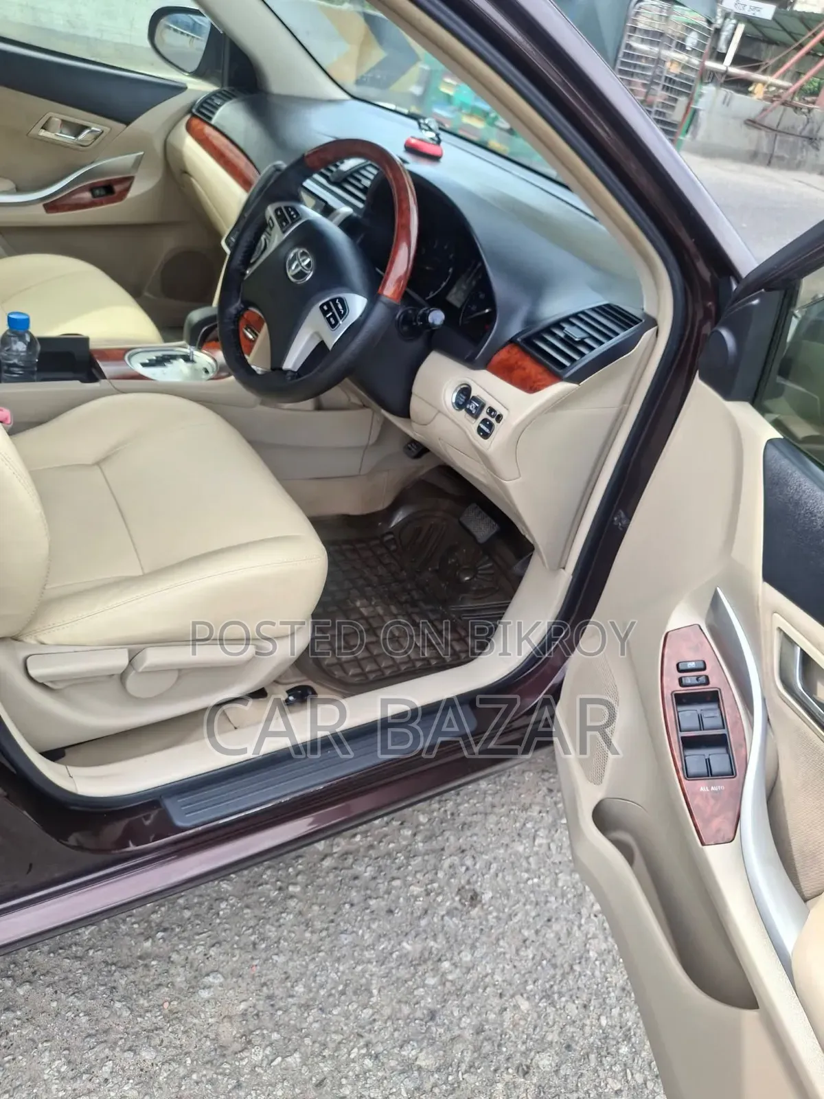 Toyota Premio 2015 Maroon