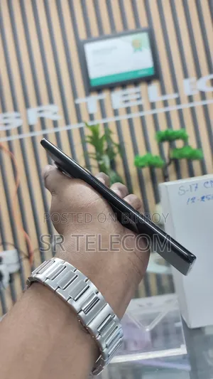 Vivo S17 256 GB Gray