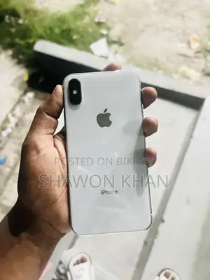 Apple iPhone X 64 GB White