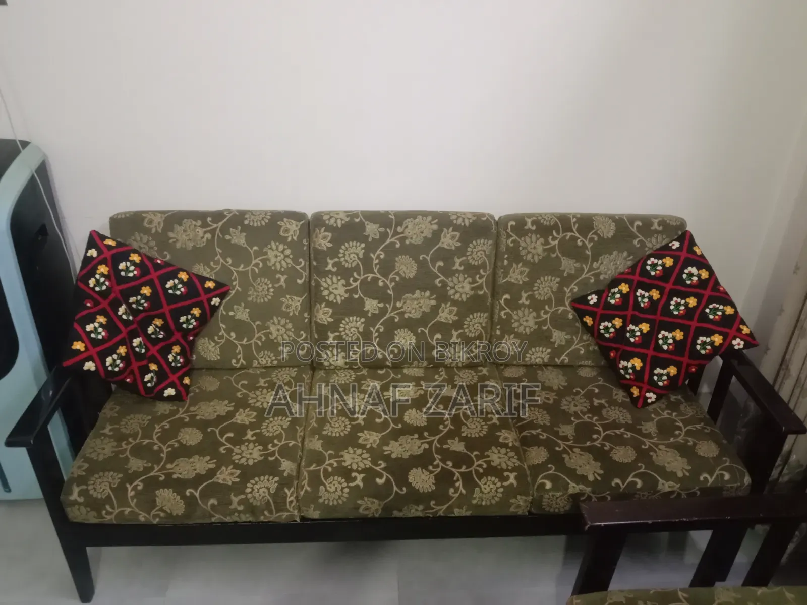 3 Sofas and a Glass Table