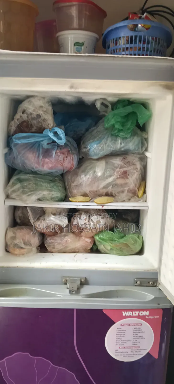 A fresh Walton fridge for sale