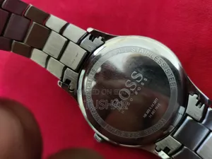 হুগো বস ঘড়ি