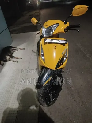 Hero 2018 Yellow