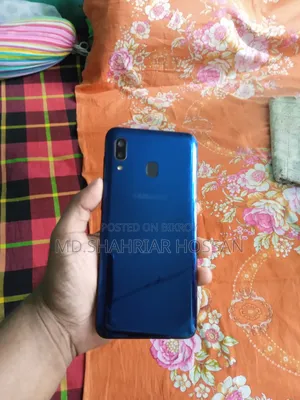 Samsung Galaxy A20 32 GB Blue