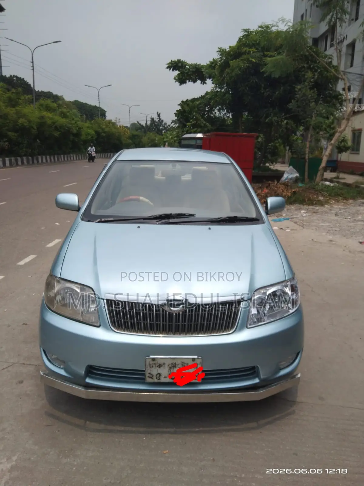 টয়োটা করোলা ২০০৬ নীল