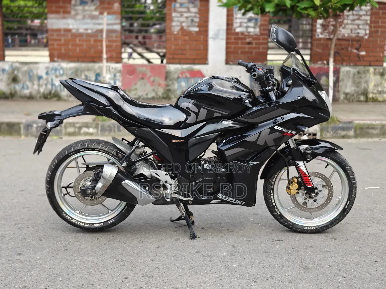 সুজুকি জিক্সার এসএফ ২০২০ ব্ল্যাক