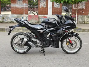 সুজুকি জিক্সার এসএফ ২০২০ ব্ল্যাক