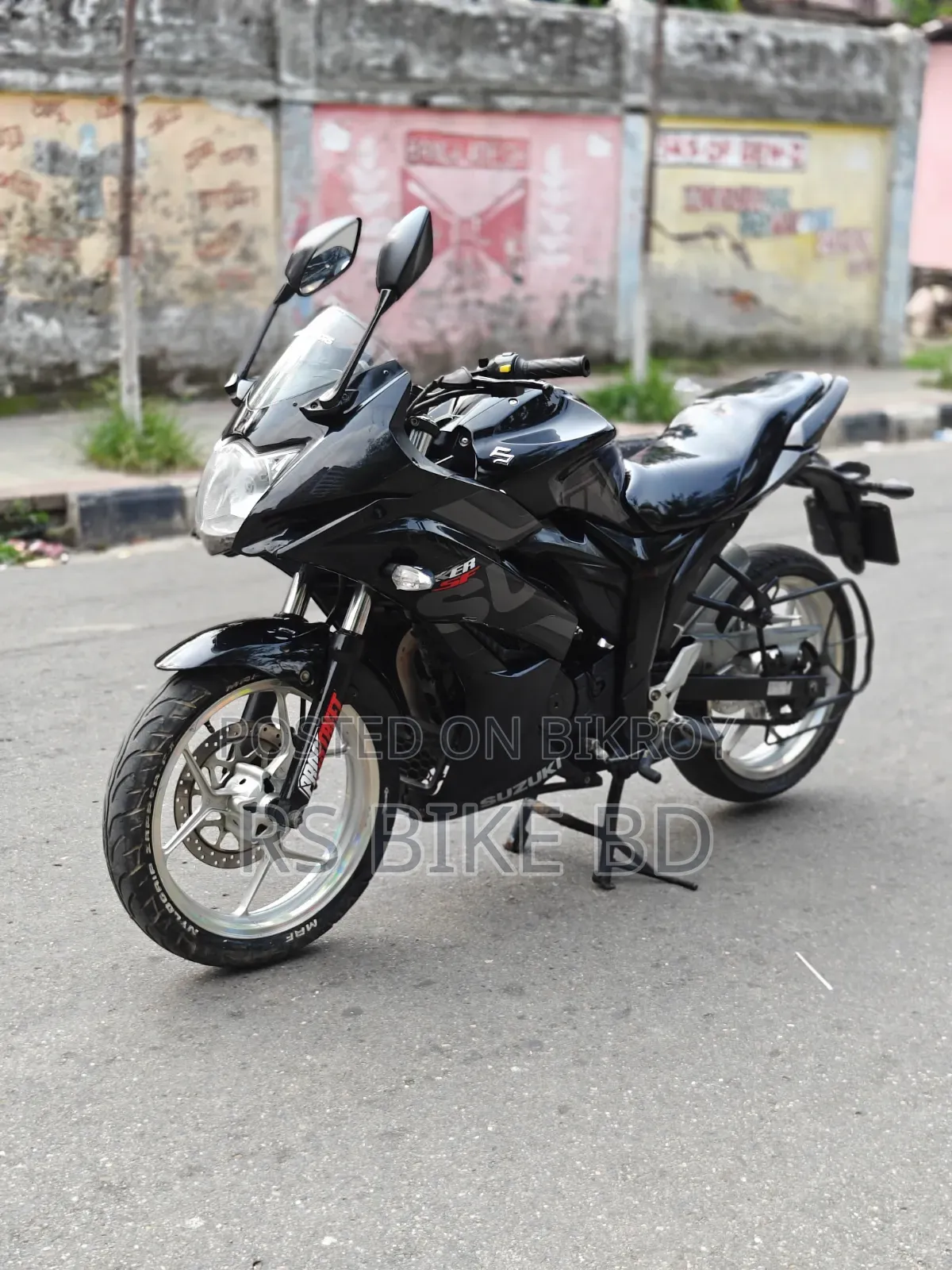 সুজুকি জিক্সার এসএফ ২০২০ ব্ল্যাক