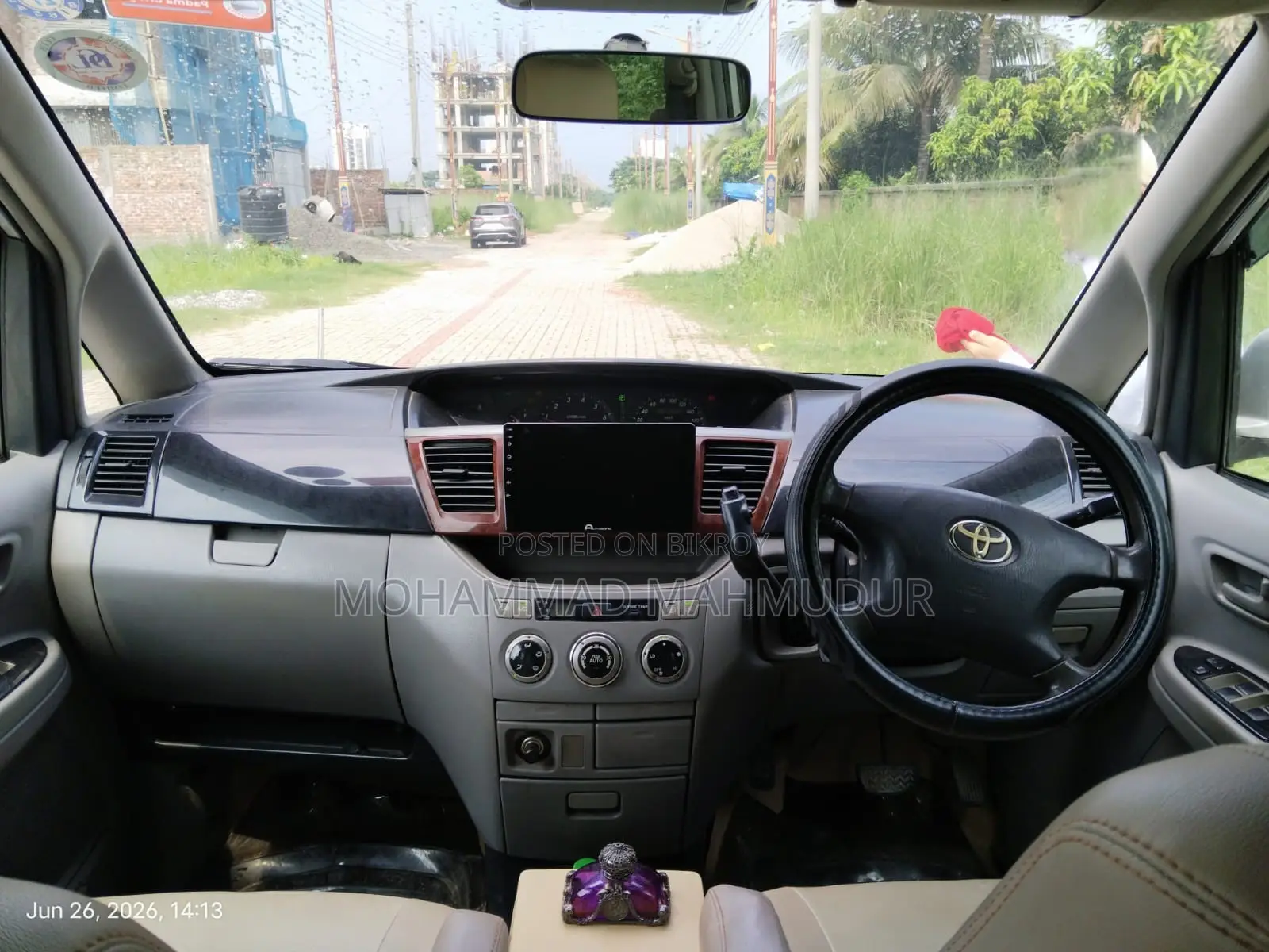Toyota Noah 2.0 AWD (8 Seater) 2003 Silver
