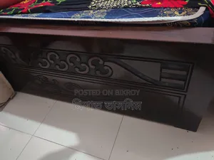 5/7 feet bed with mattress