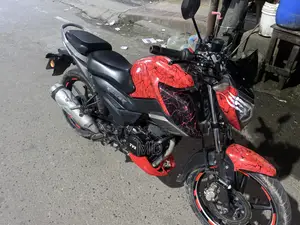 TVS Raider 125 2022 Red