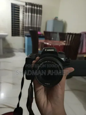 Canon Ef-S 18-55mm F/3.5-5.6 Iii.